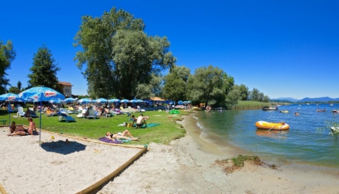 Luxurious glamping tent at a cozy family camping at Lake Maggiore ...